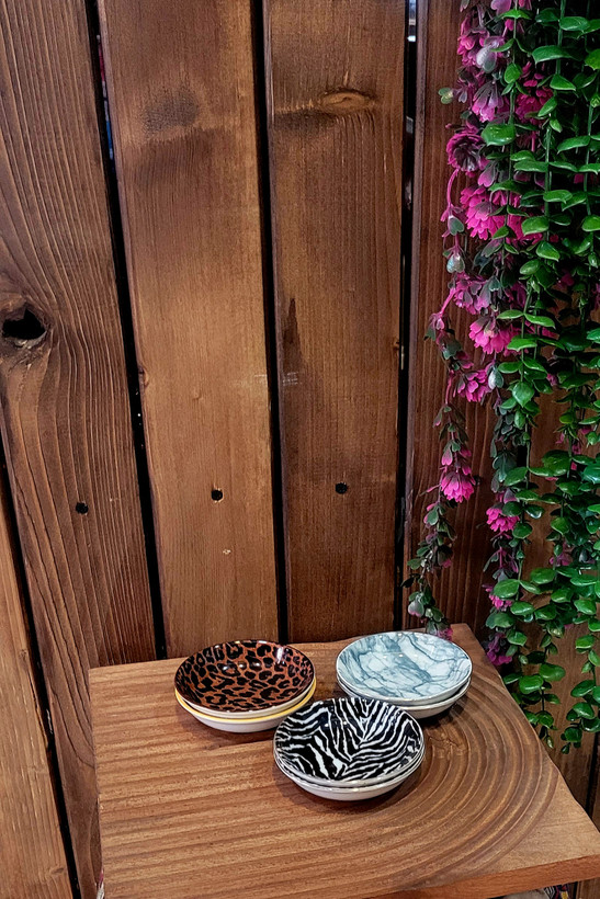 مزه خوری دنی هوم