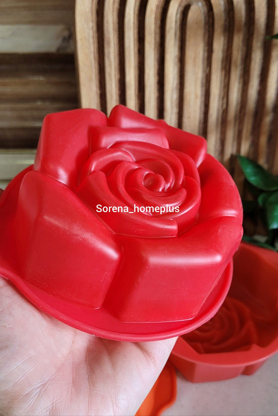 قالب سیلیکونی ۱۲ سانتی تک نفره مدل گل رز (مناسب کیک و ژله)