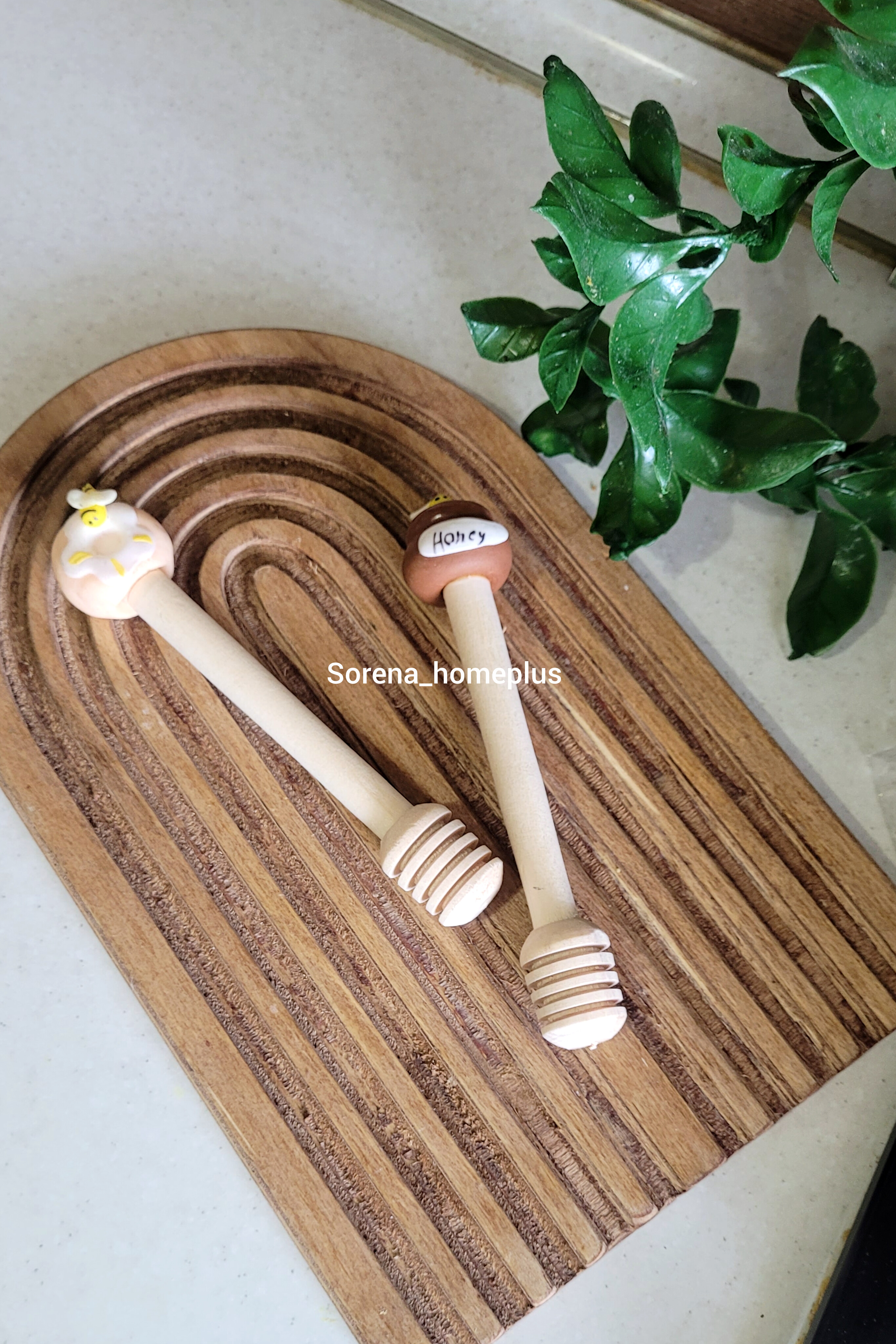 قاشق عسل خوری چوبی طرحدار