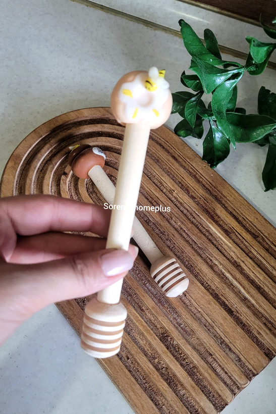 قاشق عسل خوری چوبی طرحدار