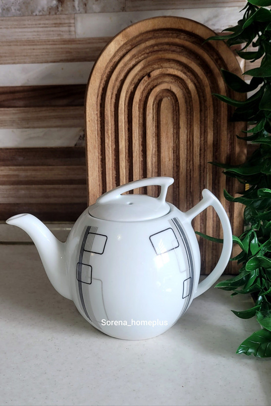 قوری چینی مینیمال طرح هندسی (طرح لوکس سفید)