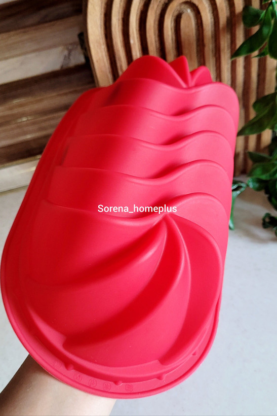 قالب سیلیکونی ۲۸سانتی متر طرح موجی ،مناسب کیک و ژله